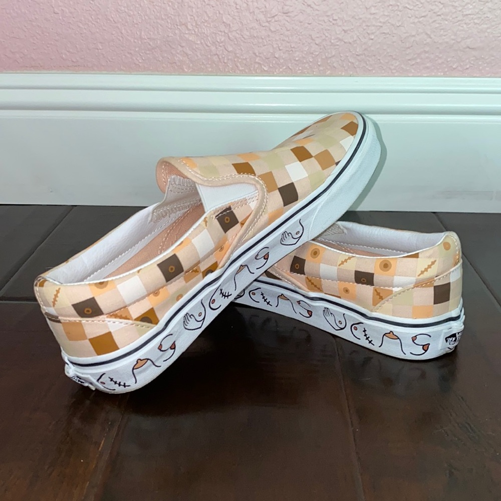 Vans ( Breast Cancer Awareness ) Classic Slip-On